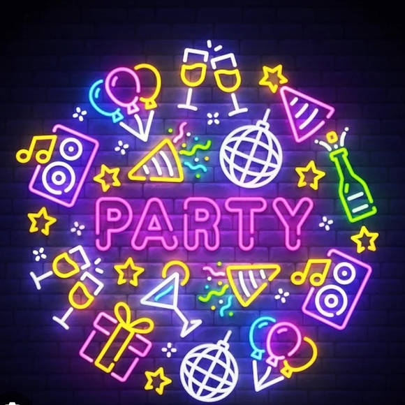 Aritzia Other - Cohosting: Designer: Aritzia, Scotch & Soda, Citizens & More Posh Party. 9am PST